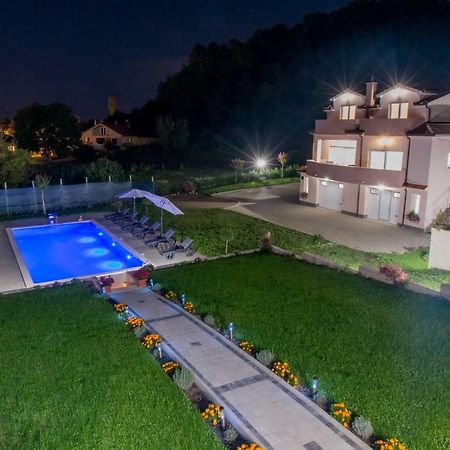Green Paradise Estate Trilj Exterior photo